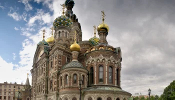 18 октября 1883 года состоялась закладка Спаса на Крови. 18 октября 1883 года состоялась закладка Спаса на Крови.