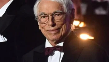 Александр Зацепин отметил 100-летний юбилей Александр Зацепин отметил 100-летний юбилей